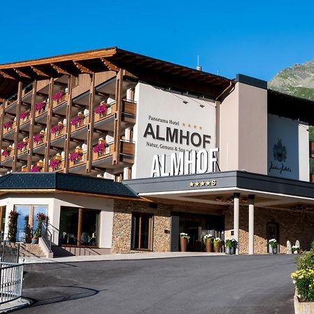 Hotel Almhof Galtür Eksteriør billede