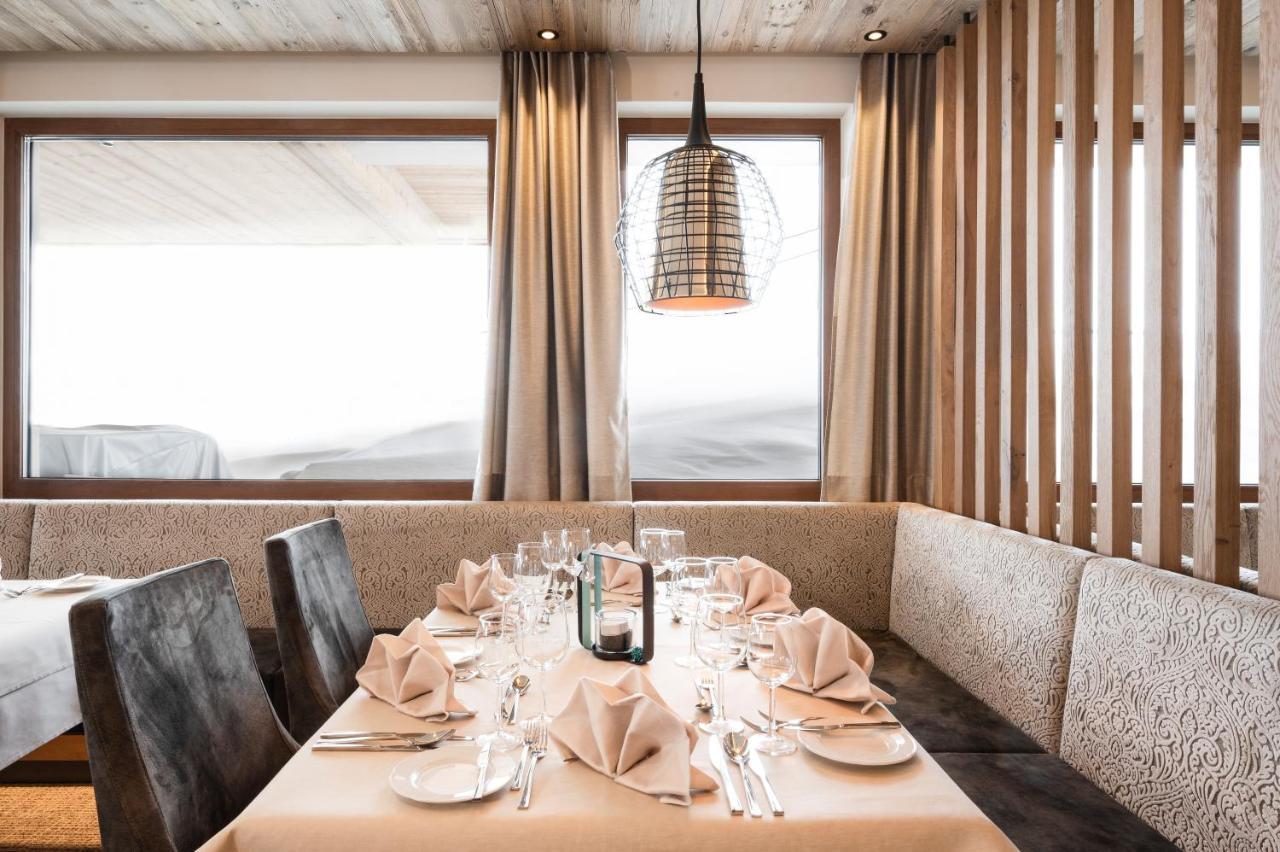 Hotel Almhof Galtür Eksteriør billede