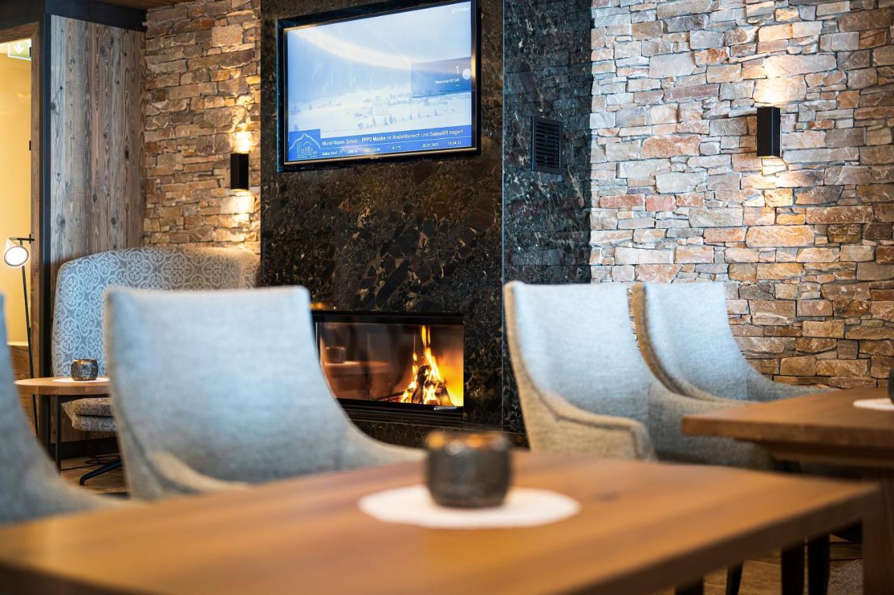 Hotel Almhof Galtür Eksteriør billede