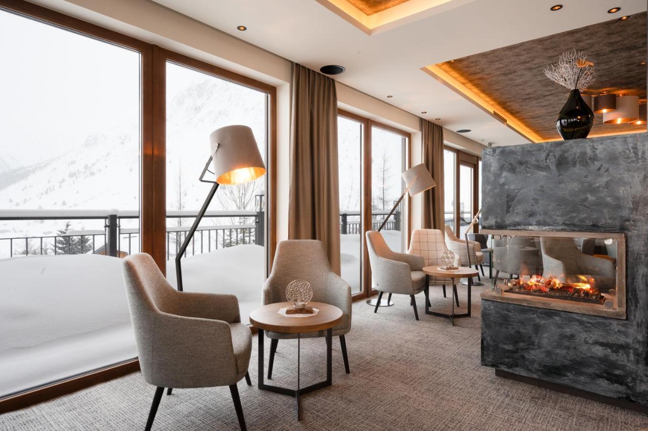 Hotel Almhof Galtür Eksteriør billede