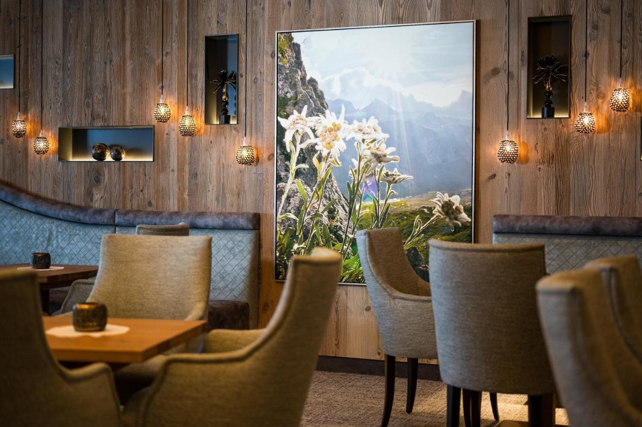 Hotel Almhof Galtür Eksteriør billede