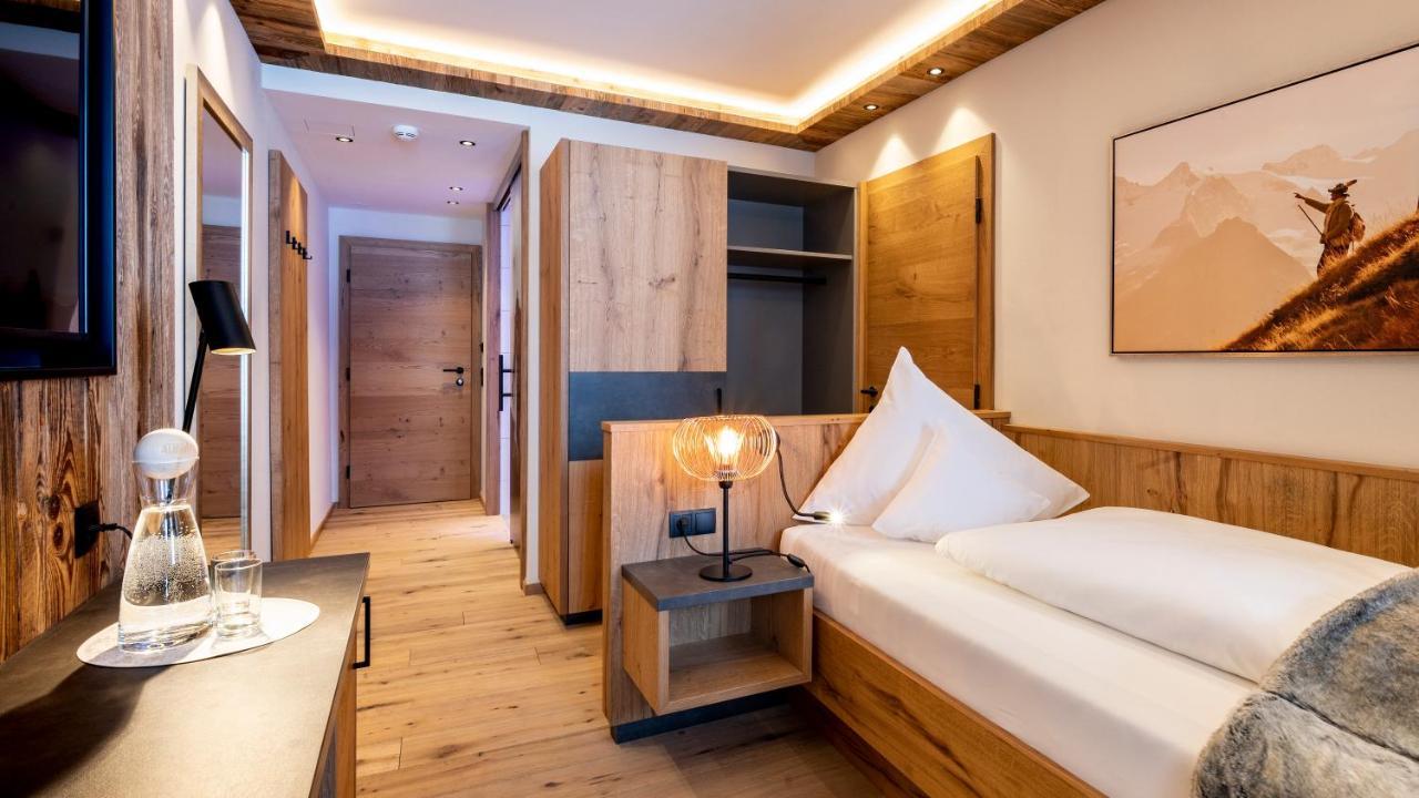 Hotel Almhof Galtür Eksteriør billede