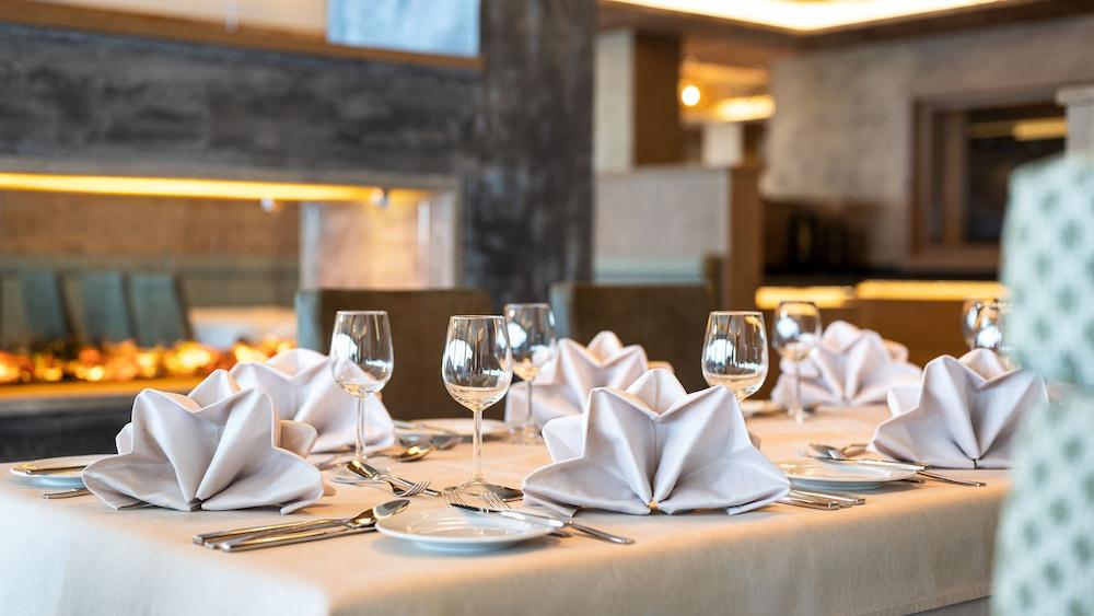 Hotel Almhof Galtür Eksteriør billede