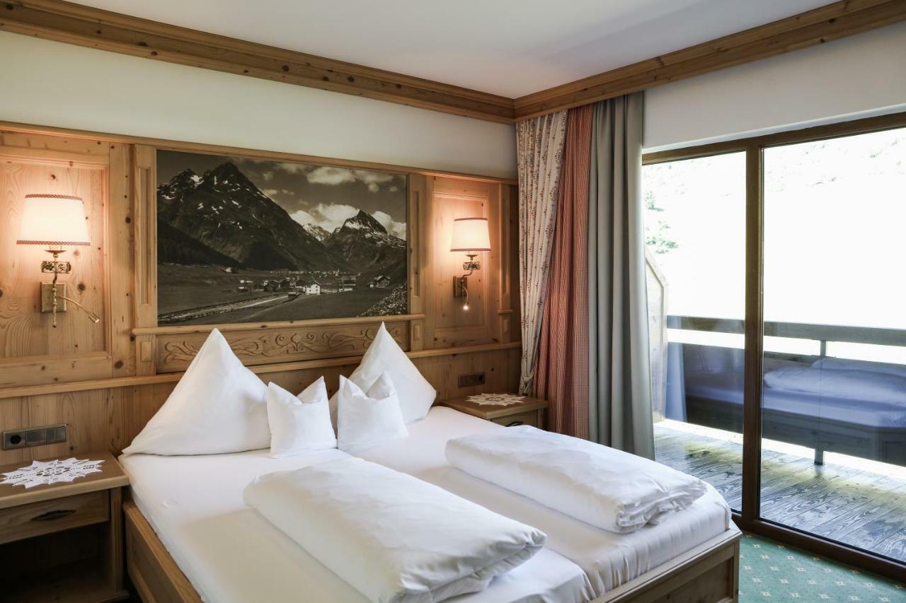 Hotel Almhof Galtür Eksteriør billede
